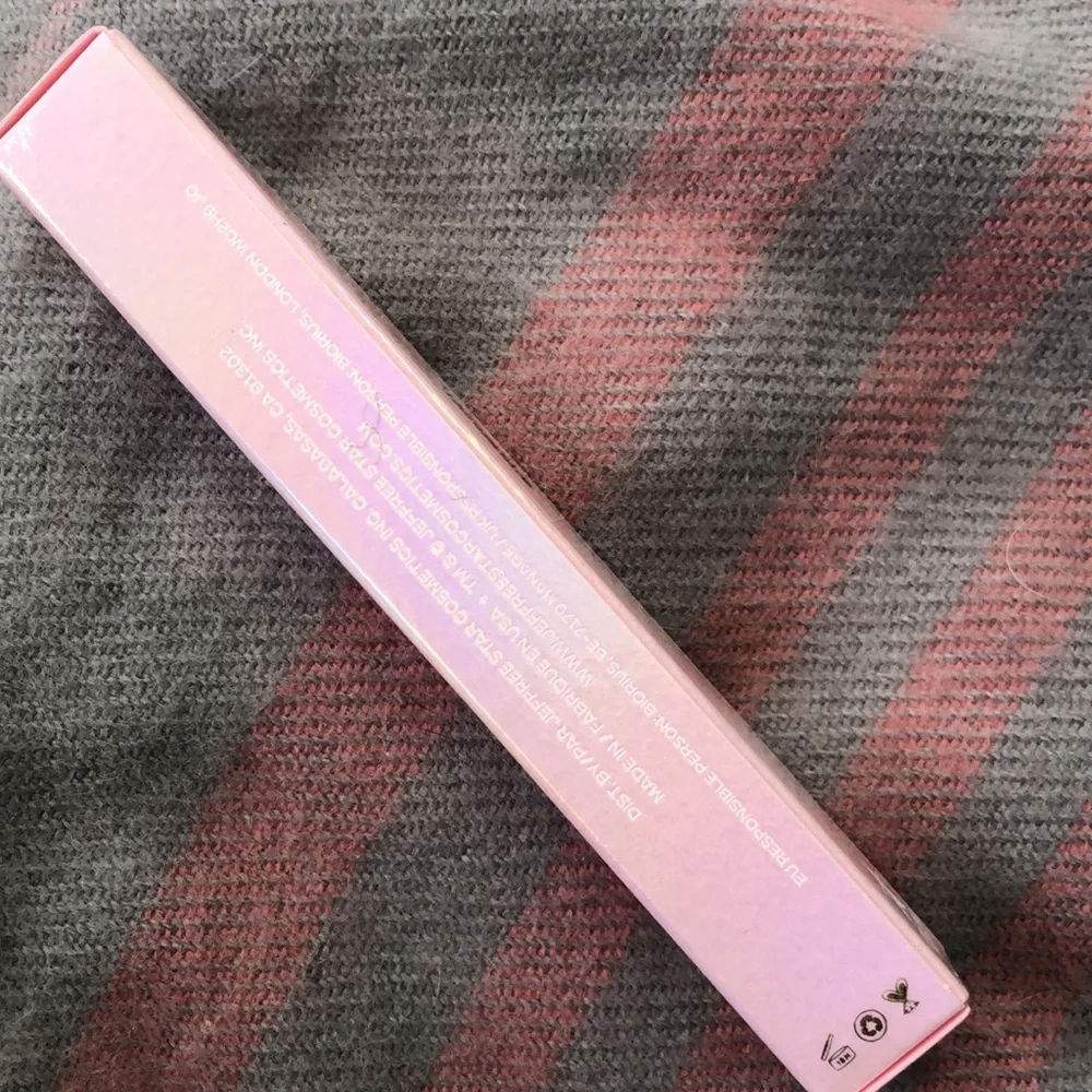 JEFFREE STAR supreme gloss, red affair, NWT